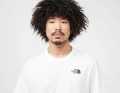 The North Face Mountain Outline T-Shirt -Pied Chic Soldes Magasin sz 659880 d scaled