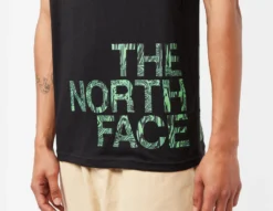 The North Face Blown Up Logo T-Shirt -Pied Chic Soldes Magasin sz 659885 e scaled