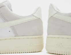 Nike Air Force 1 LV8 Femme -Pied Chic Soldes Magasin sz 667758 c scaled