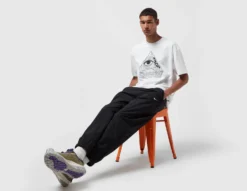 Nike ACG X Ralph Steadman 'Changing Eye' T-Shirt -Pied Chic Soldes Magasin sz 668890 f scaled