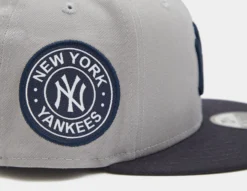 New Era Casquette NY Yankees Side Patch 9FIFTY -Pied Chic Soldes Magasin sz 675433 f scaled