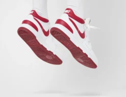 Nike Attack Femme -Pied Chic Soldes Magasin sz 686039 b scaled